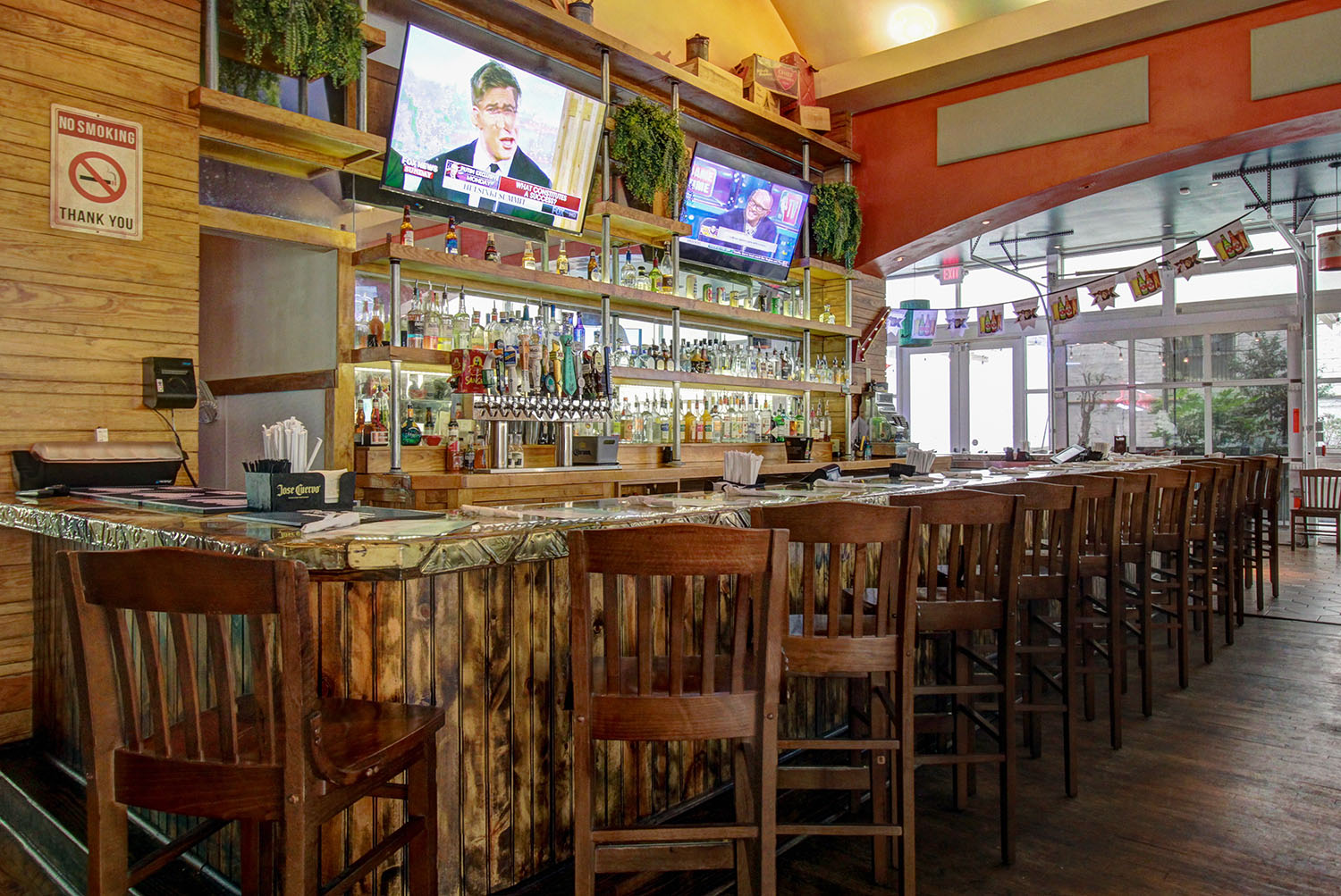 Atlanta LP Tin Lizzy's Cantina