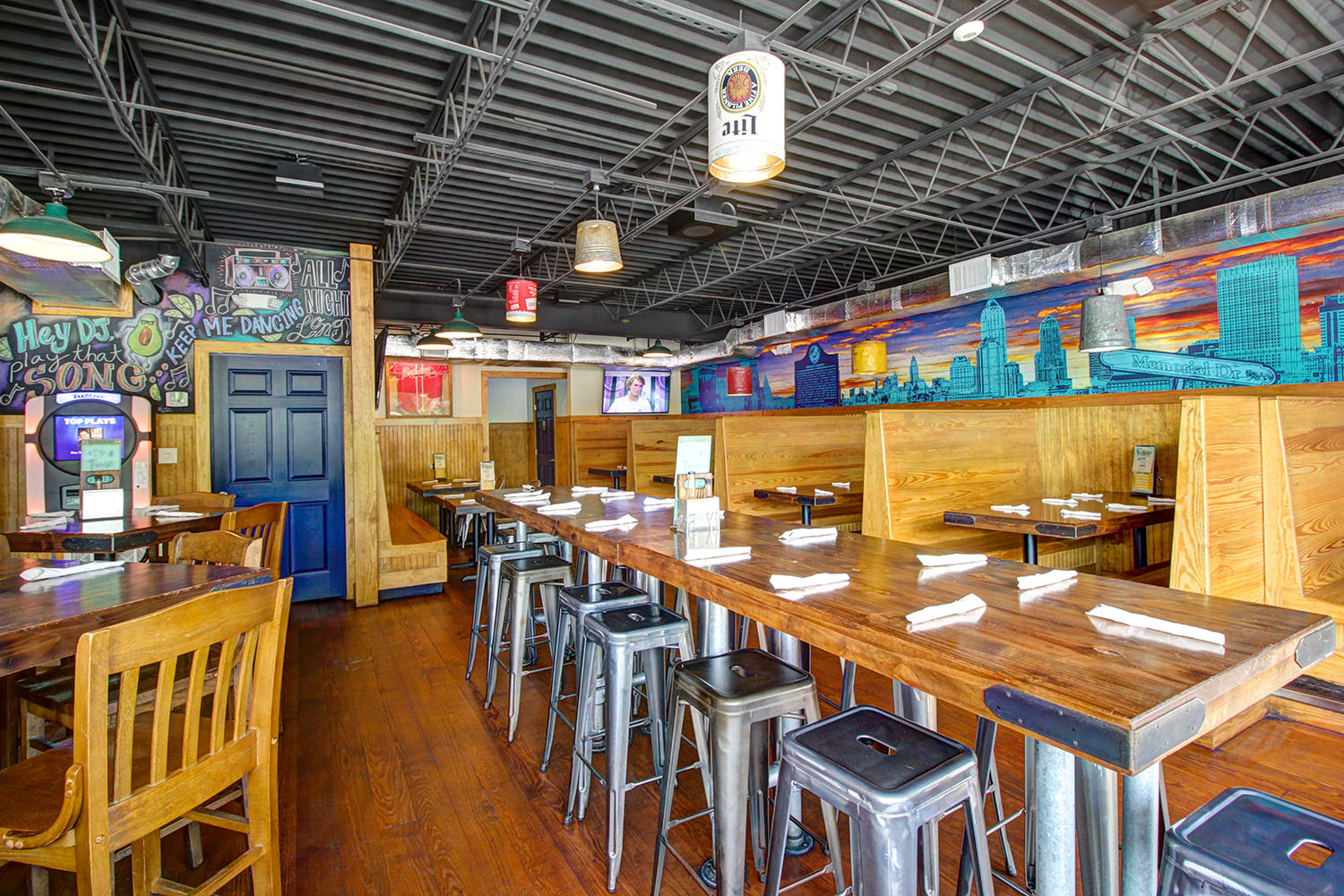 Atlanta LP Tin Lizzy's Cantina